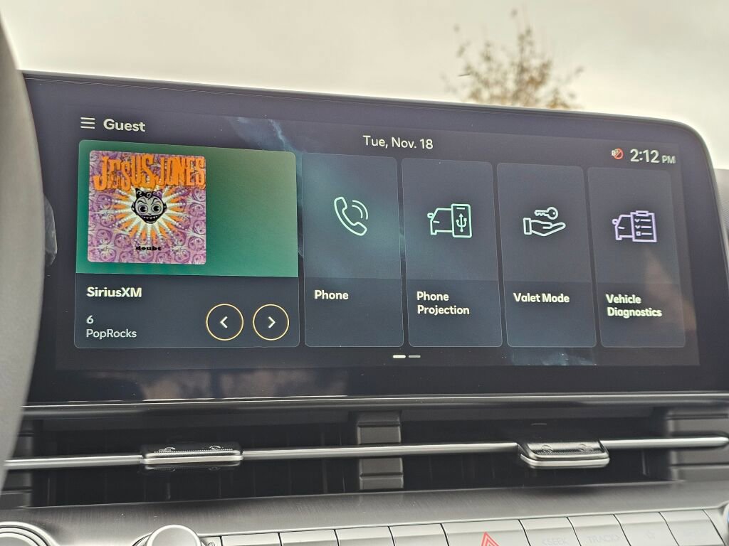 New 2026 Hyundai Kona SE image 18