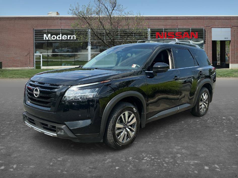 Used 2022 Nissan Pathfinder SL w/ SL Black Package