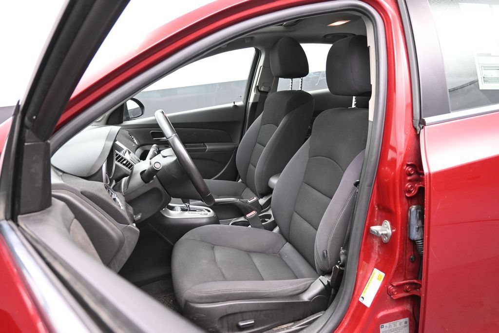 Used 2014 Chevrolet Cruze LT w/ All-Star Edition FWD image 16