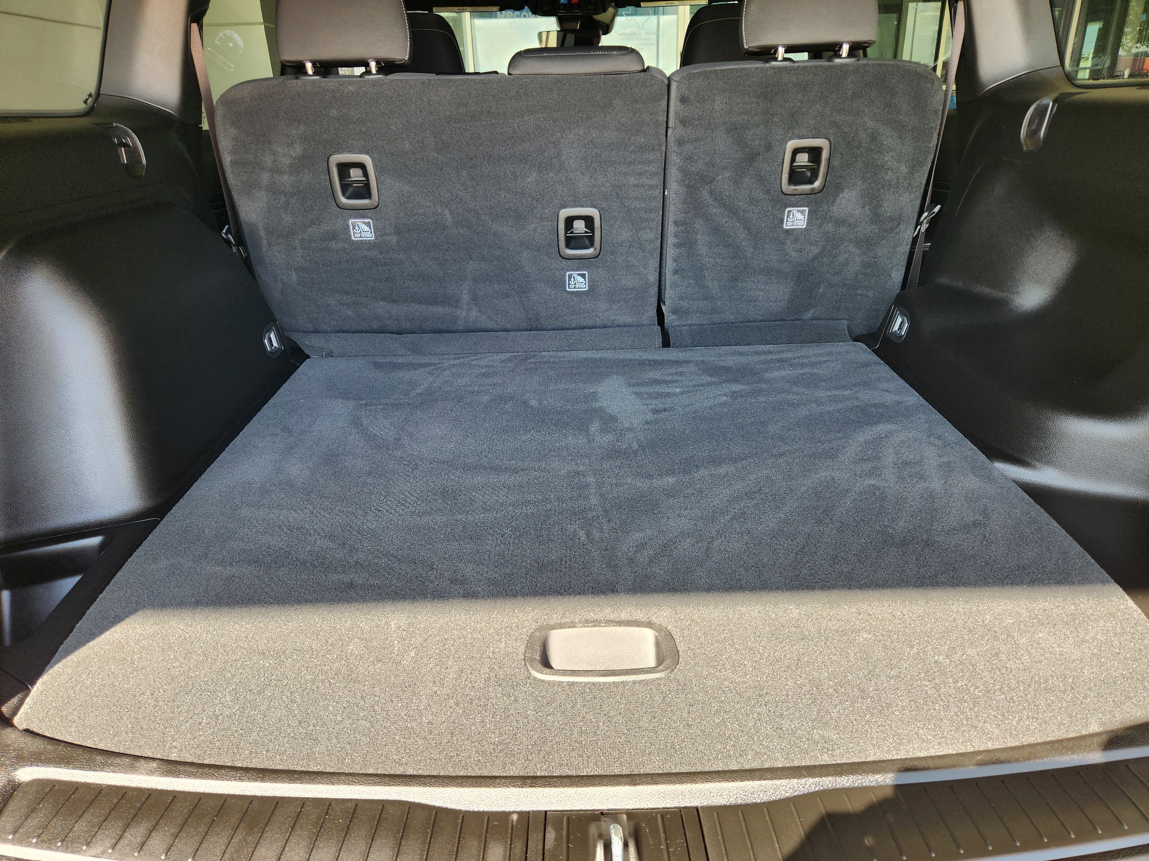 Used 2025 Jeep Grand Cherokee Laredo X image 35