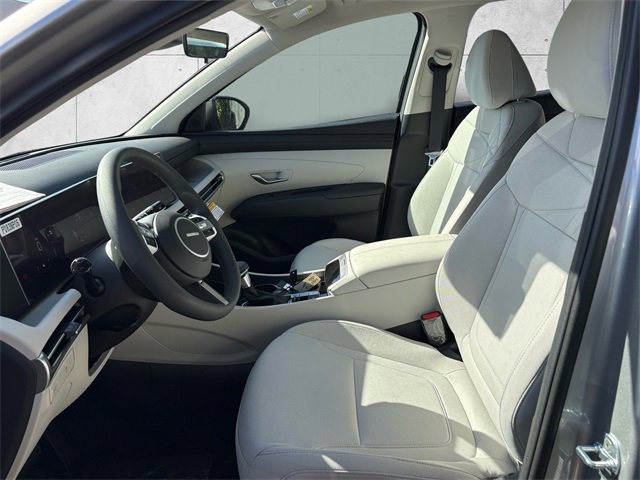 New 2026 Hyundai Tucson SE image 4