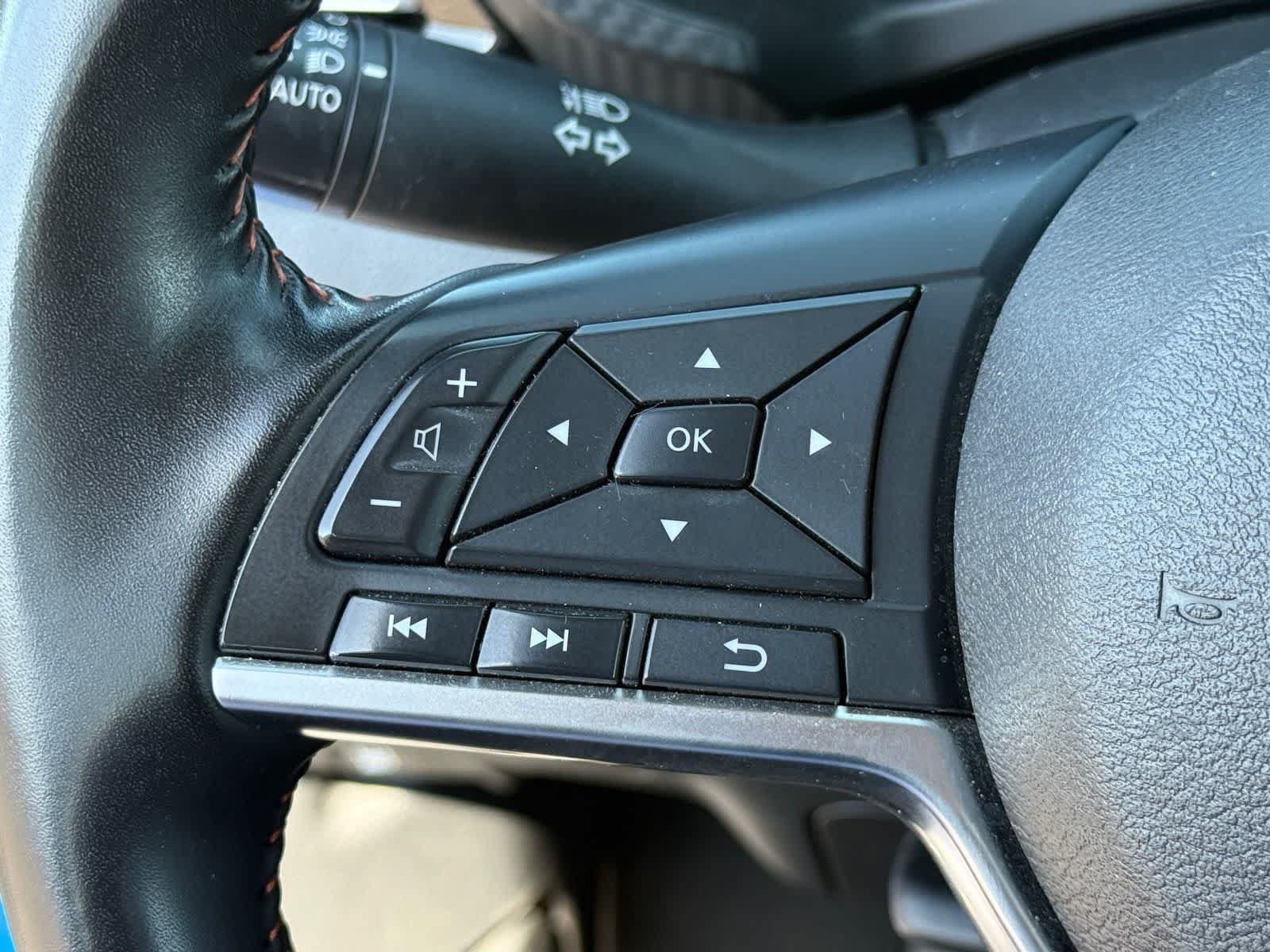 Used 2025 Nissan Sentra SR FWD image 16