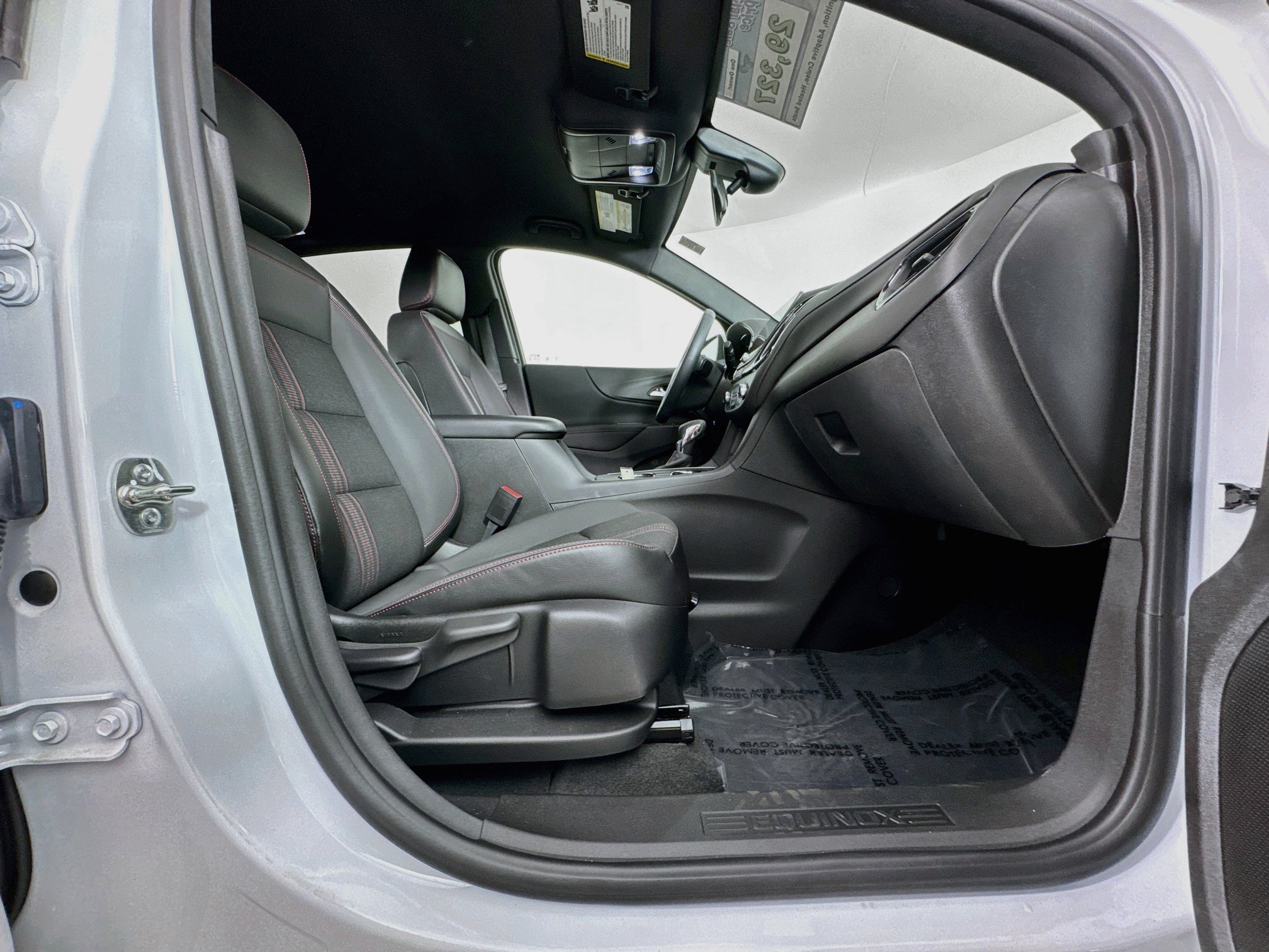 Used 2024 Chevrolet Equinox RS AWD/4WD image 29