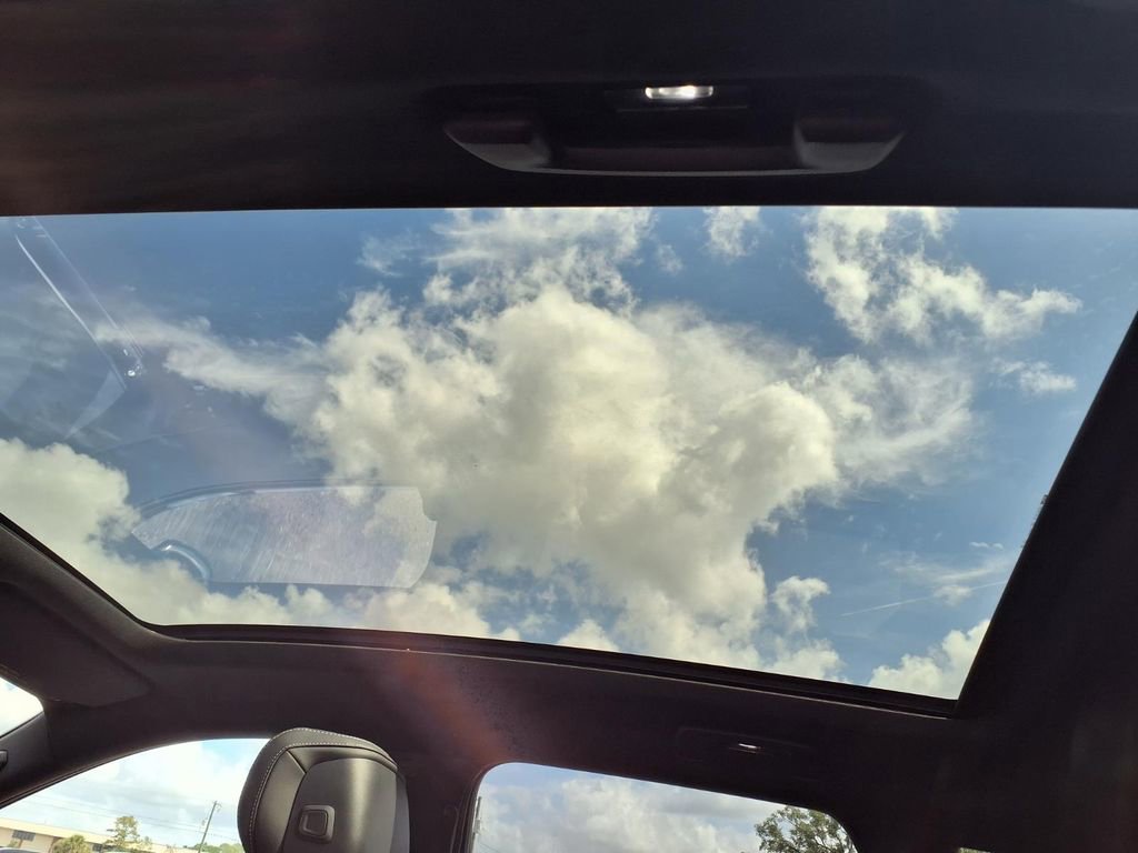 Used 2024 Cadillac Lyriq Tech w/ Driver Assist Package AWD/4WD image 22