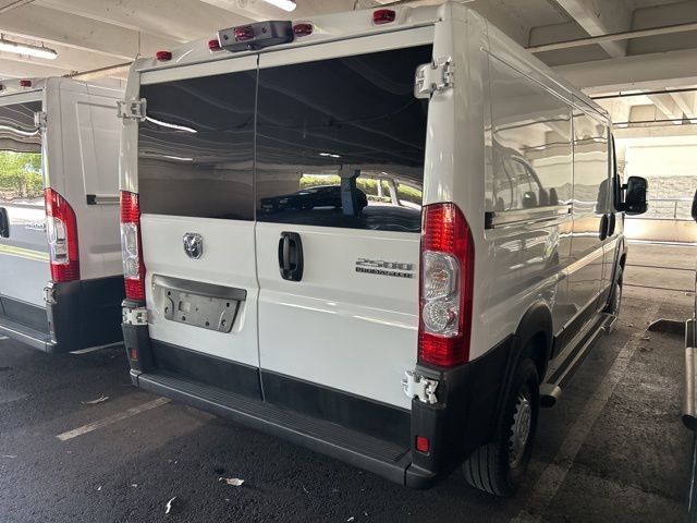 Used 2025 RAM ProMaster 2500 w/ U-Haul Equipment Group FWD image 2