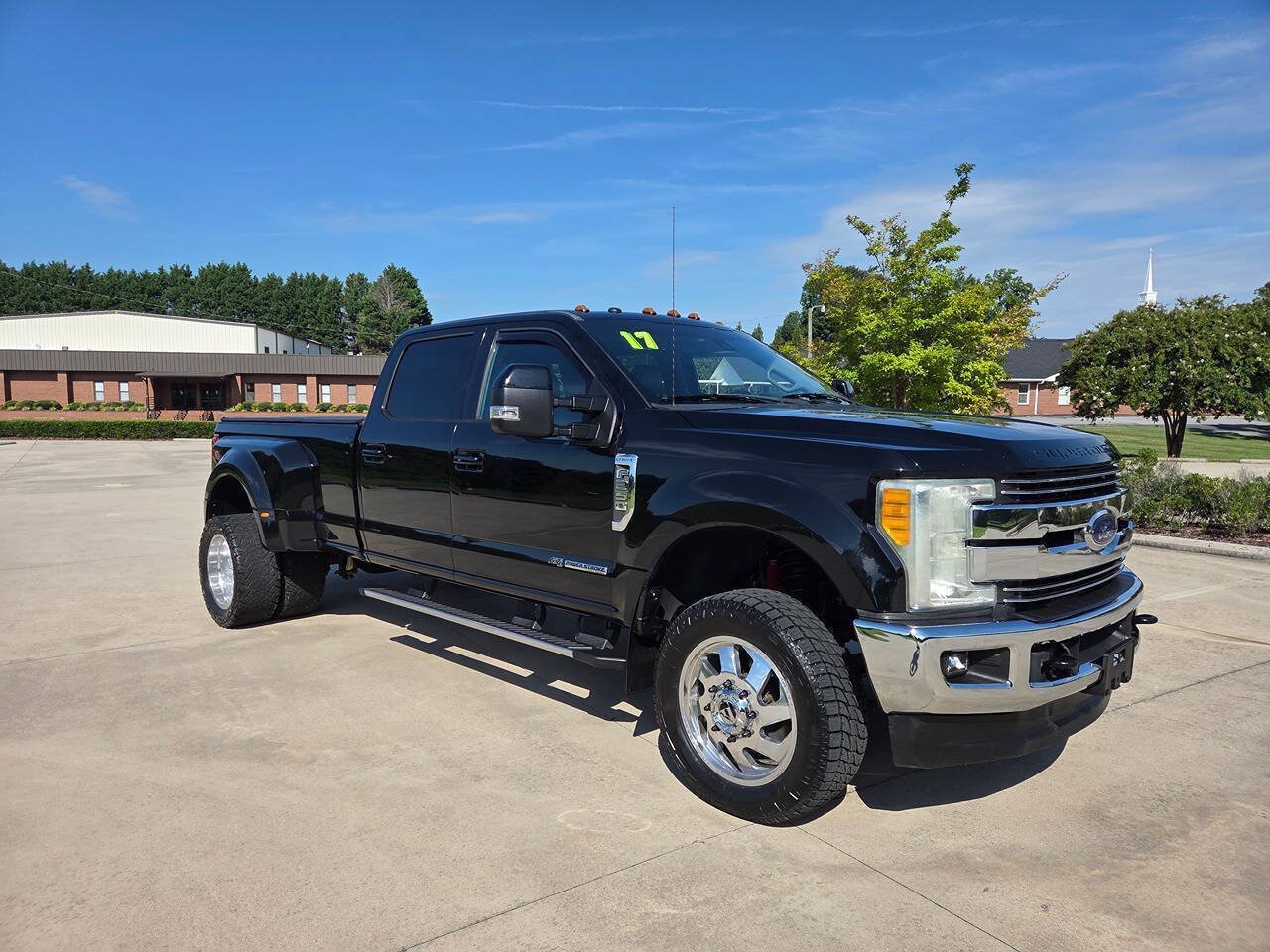 Used 2017 Ford F350 Lariat w/ Lariat Ultimate Package AWD/4WD image 1