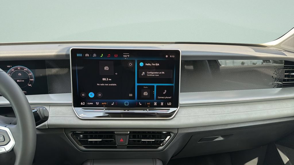 New 2026 Volkswagen Tiguan SE FWD image 17