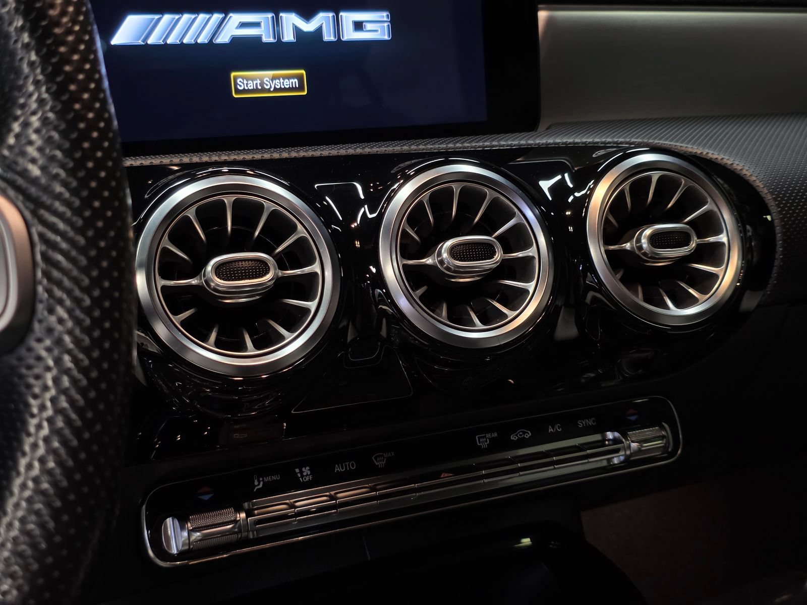 Used 2021 Mercedes-Benz A 35 AMG 4MATIC image 26