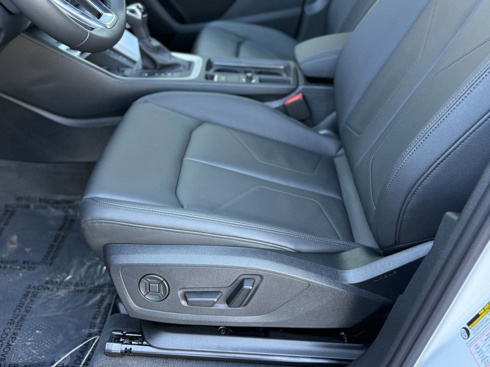 New 2025 Audi Q3 2.0T Premium image 13