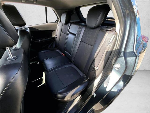 Used 2021 Chevrolet Trax LT w/ Driver Confidence Package FWD image 25