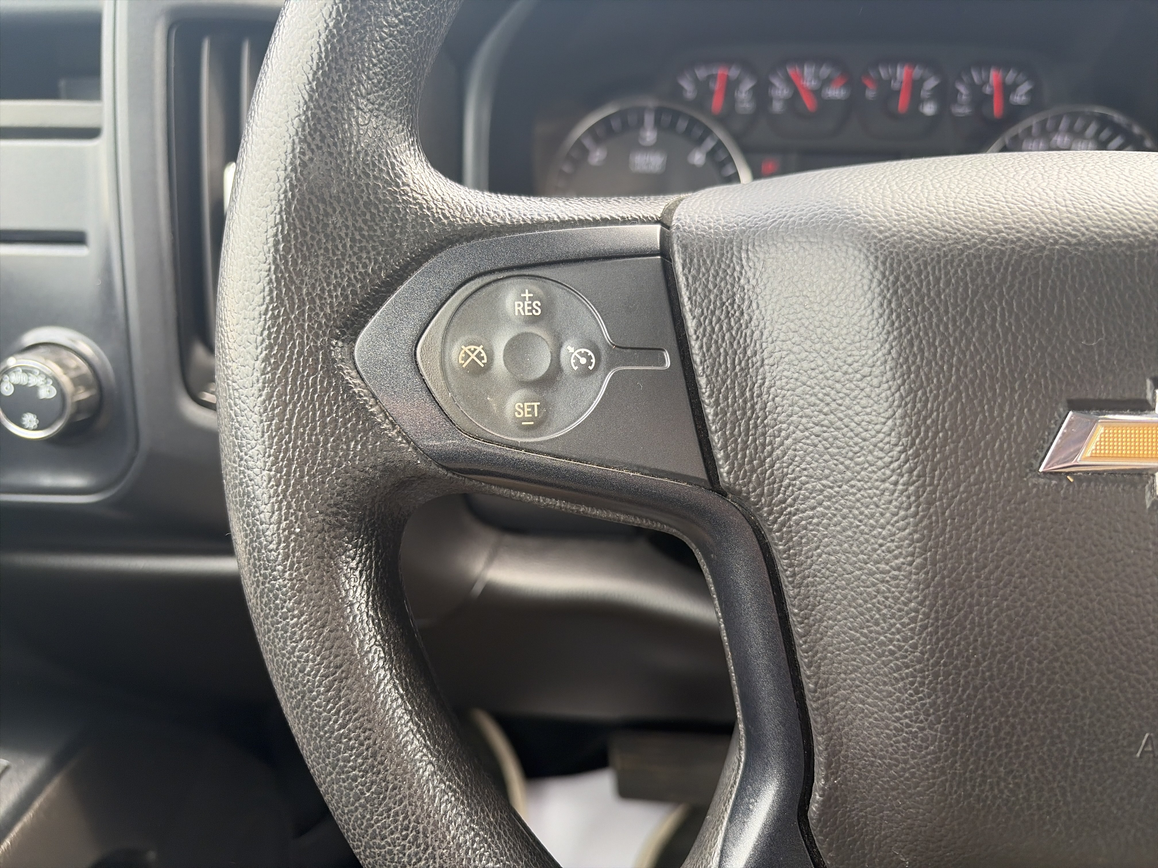 Used 2019 Chevrolet Silverado 1500 W/T AWD/4WD image 19