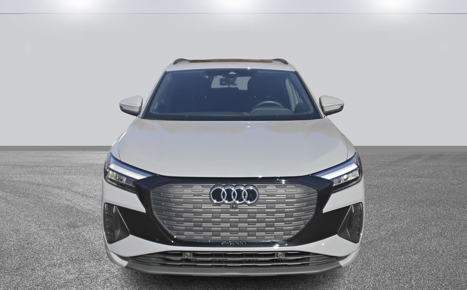 Certified 2025 Audi Q4 e-tron Premium w/ Convenience Package image 2