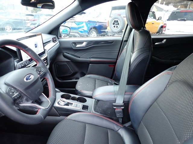 Used 2024 Ford Escape ST-Line w/ Tech Pack #1 image 15
