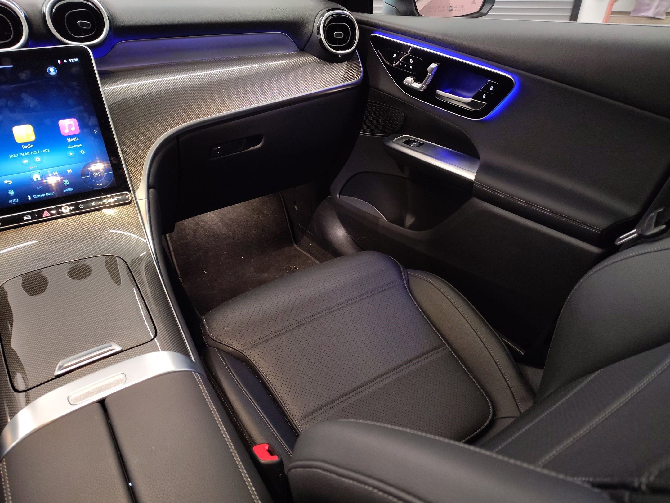 Certified 2026 Mercedes-Benz GLC 300 image 25