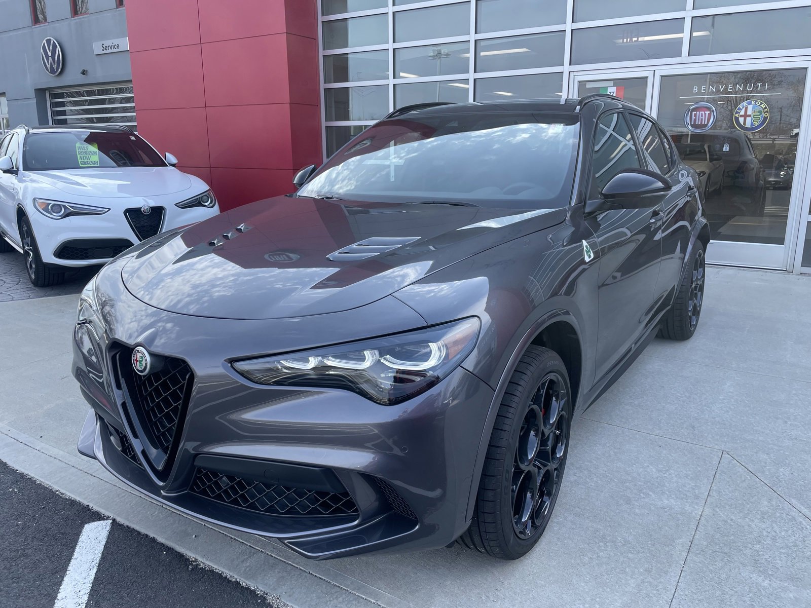 New 2024 Alfa Romeo Stelvio Quadrifoglio image 4