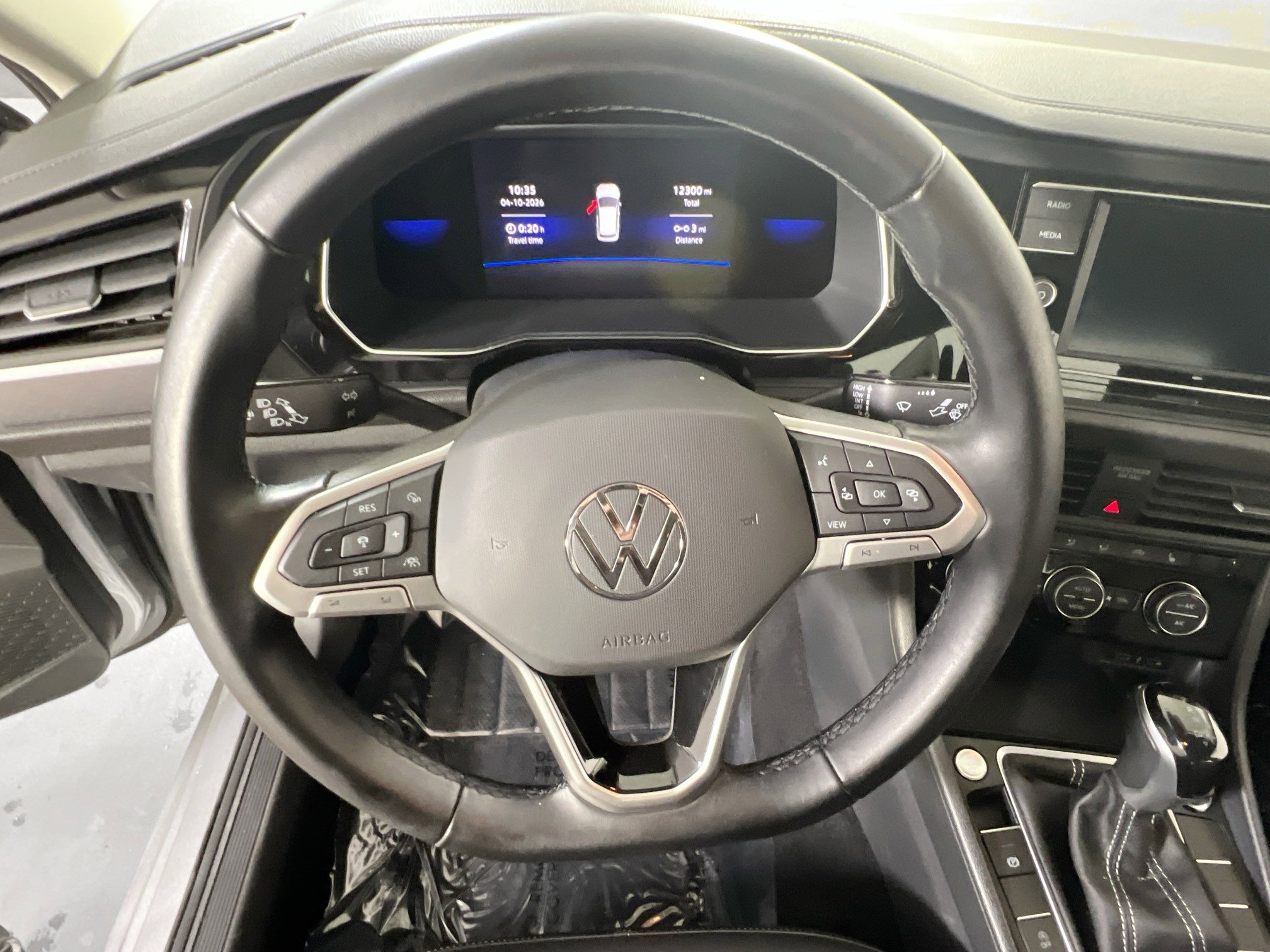 Used 2023 Volkswagen Jetta SE FWD image 11