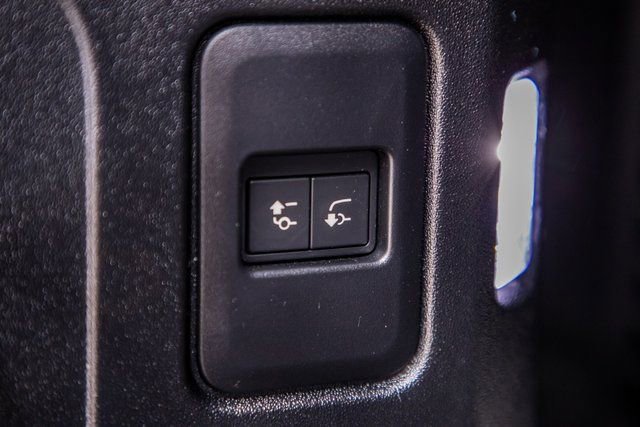 Used 2023 Land Rover Defender 90 X image 41