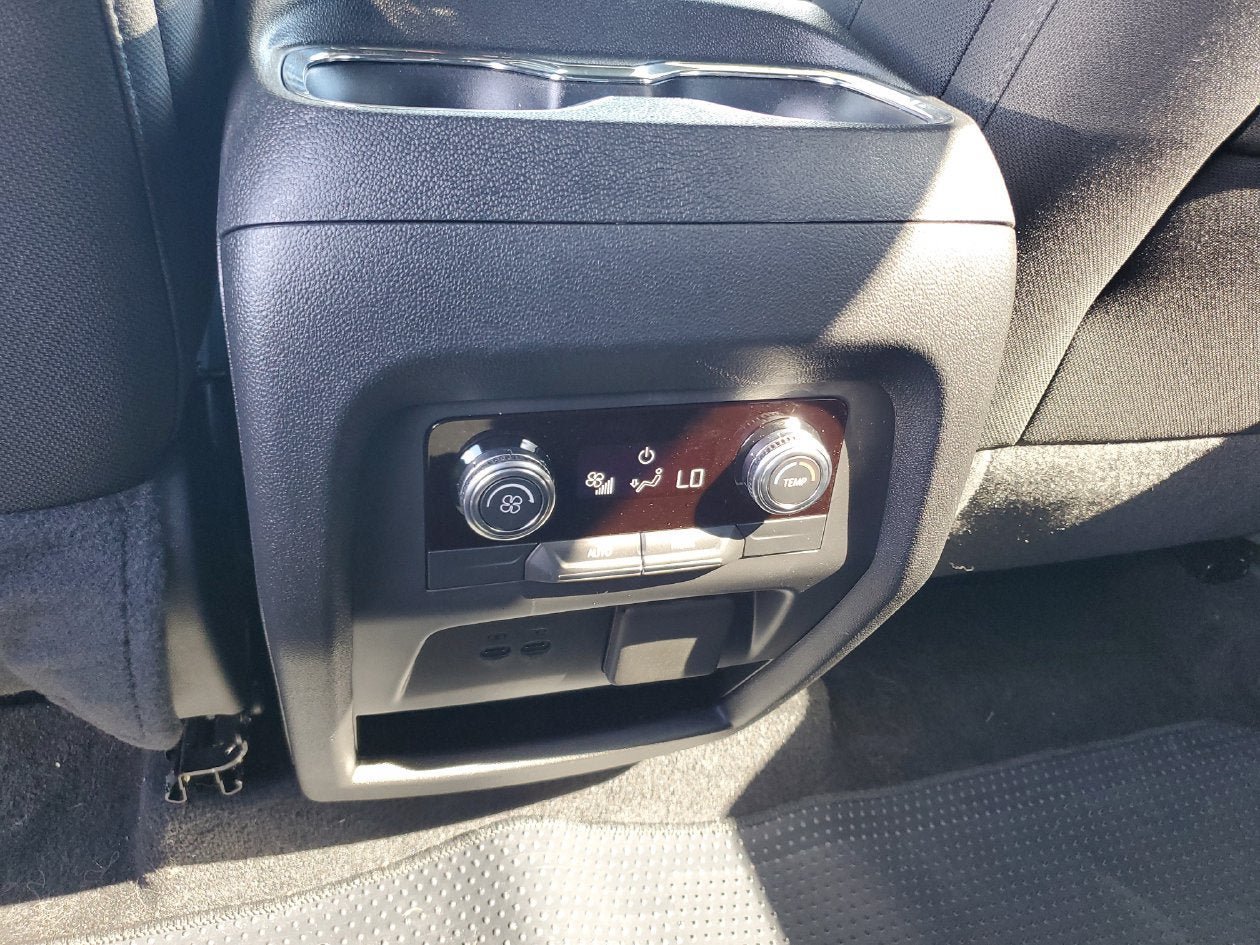 New 2026 GMC Acadia Elevation FWD image 16