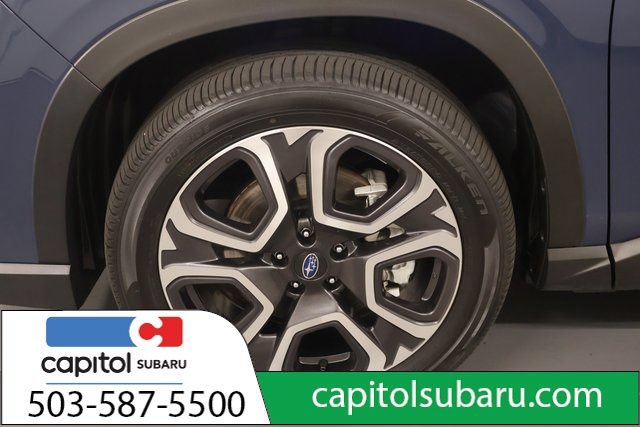 Used 2025 Subaru Ascent Touring AWD/4WD image 8