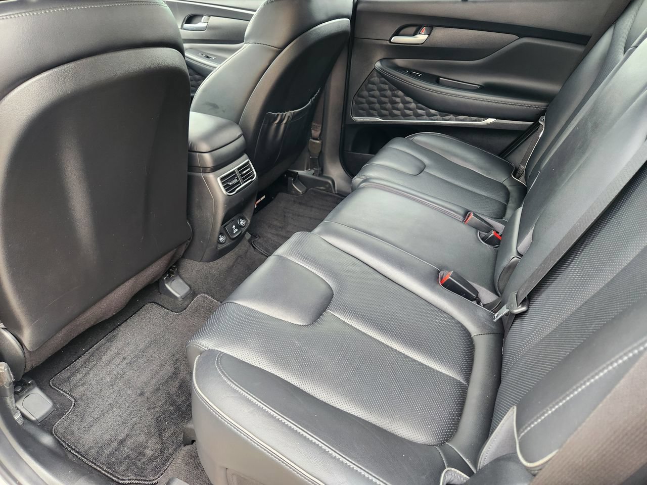Certified 2023 Hyundai Santa Fe Limited AWD/4WD image 29