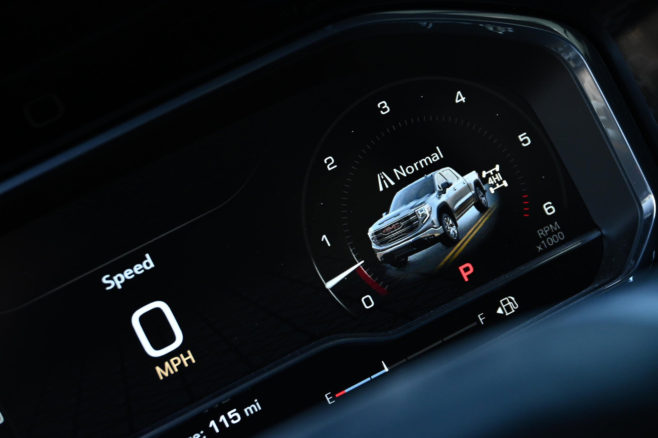 Used 2025 GMC Sierra 1500 Elevation image 27