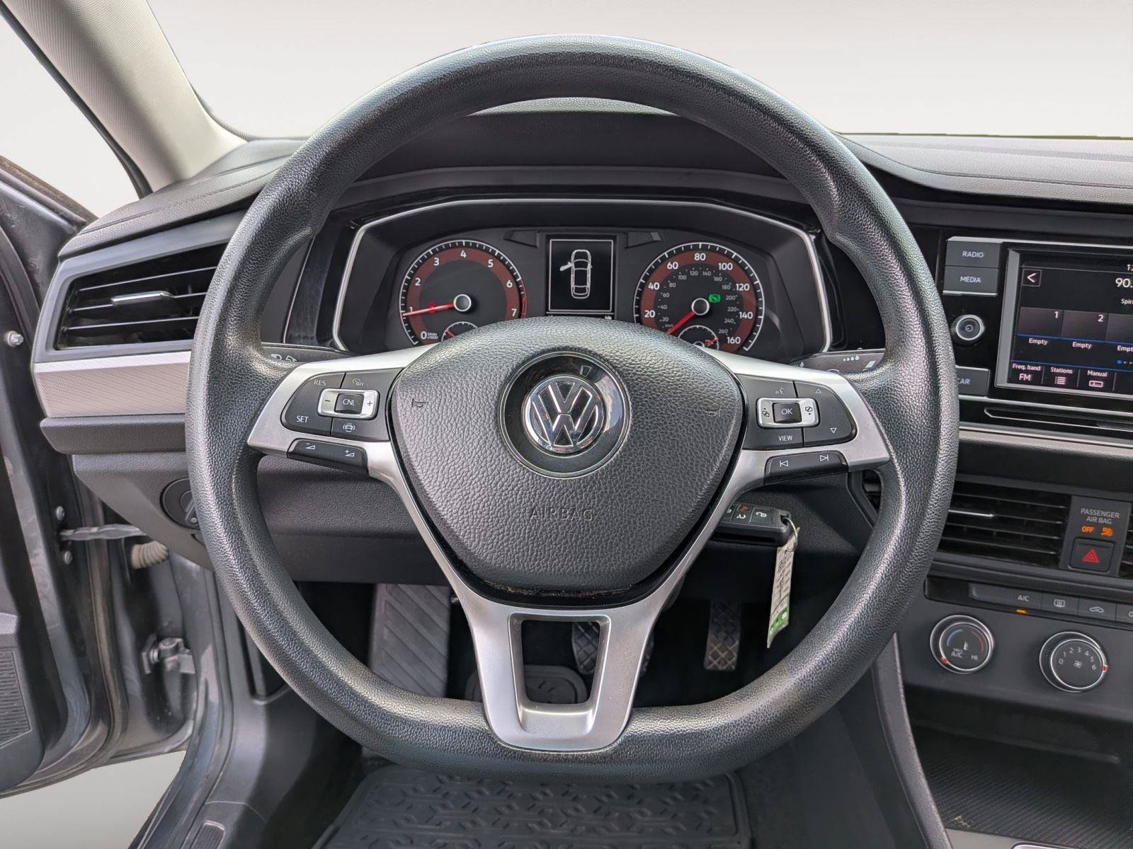 Used 2019 Volkswagen Jetta SE FWD image 19