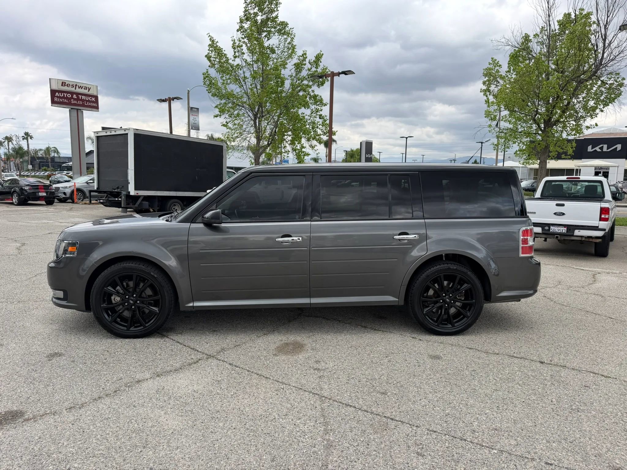 Used 2016 Ford Flex SEL w/ Equipment Group 202A image 6
