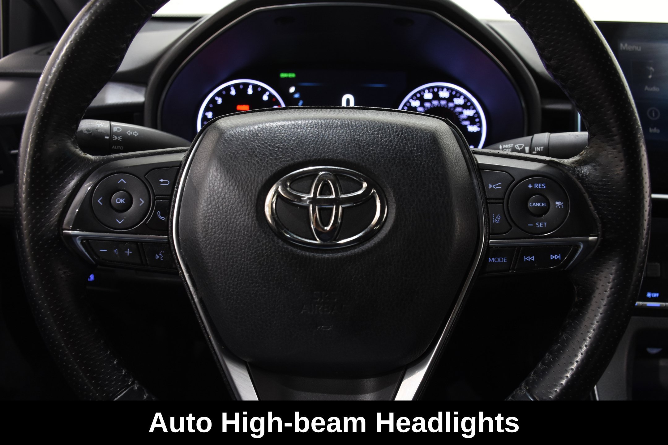 Used 2019 Toyota Avalon XSE w/ All Weather Liner Package FWD image 17