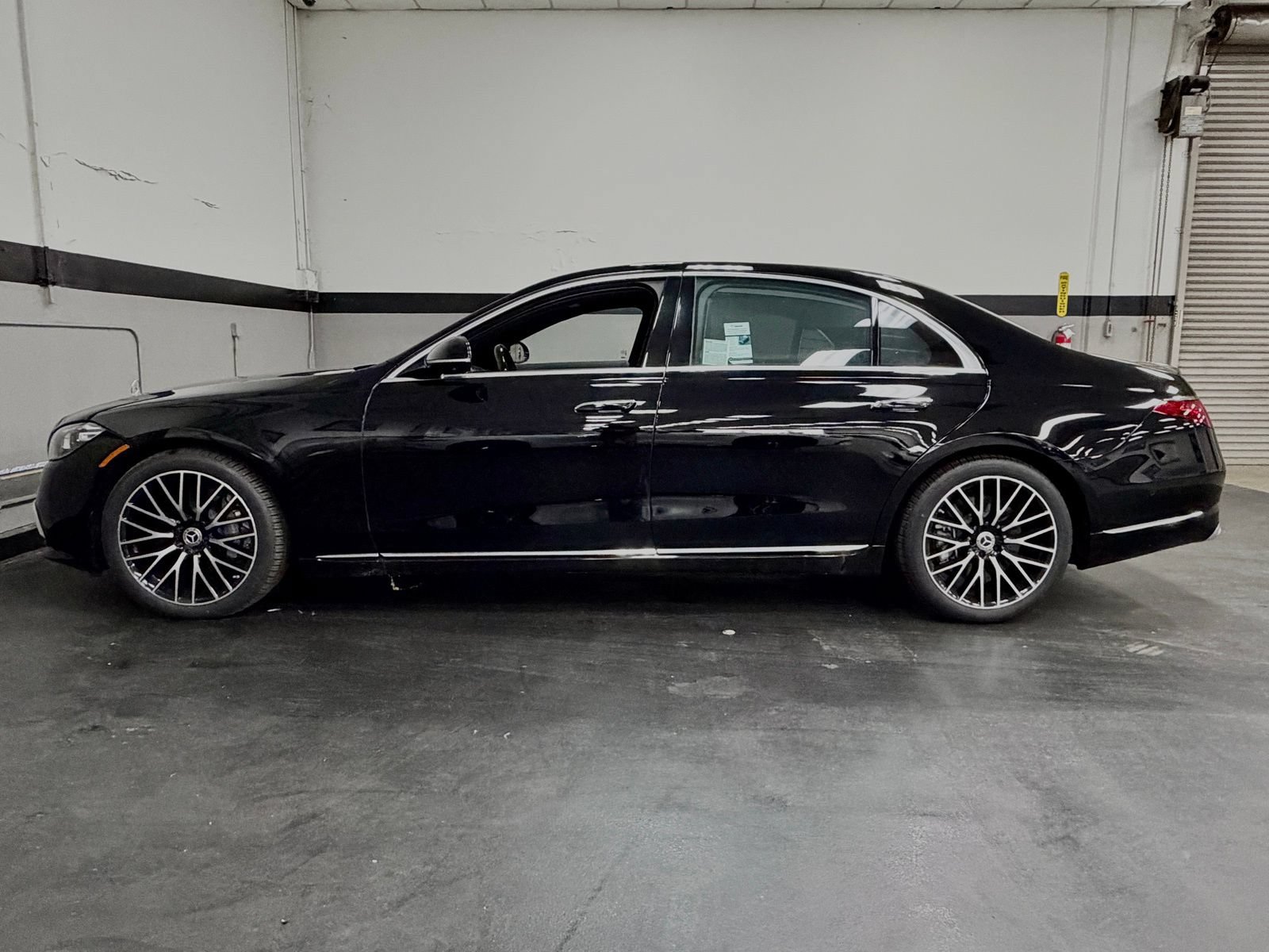 Used 2024 Mercedes-Benz S 580 4MATIC Sedan image 9