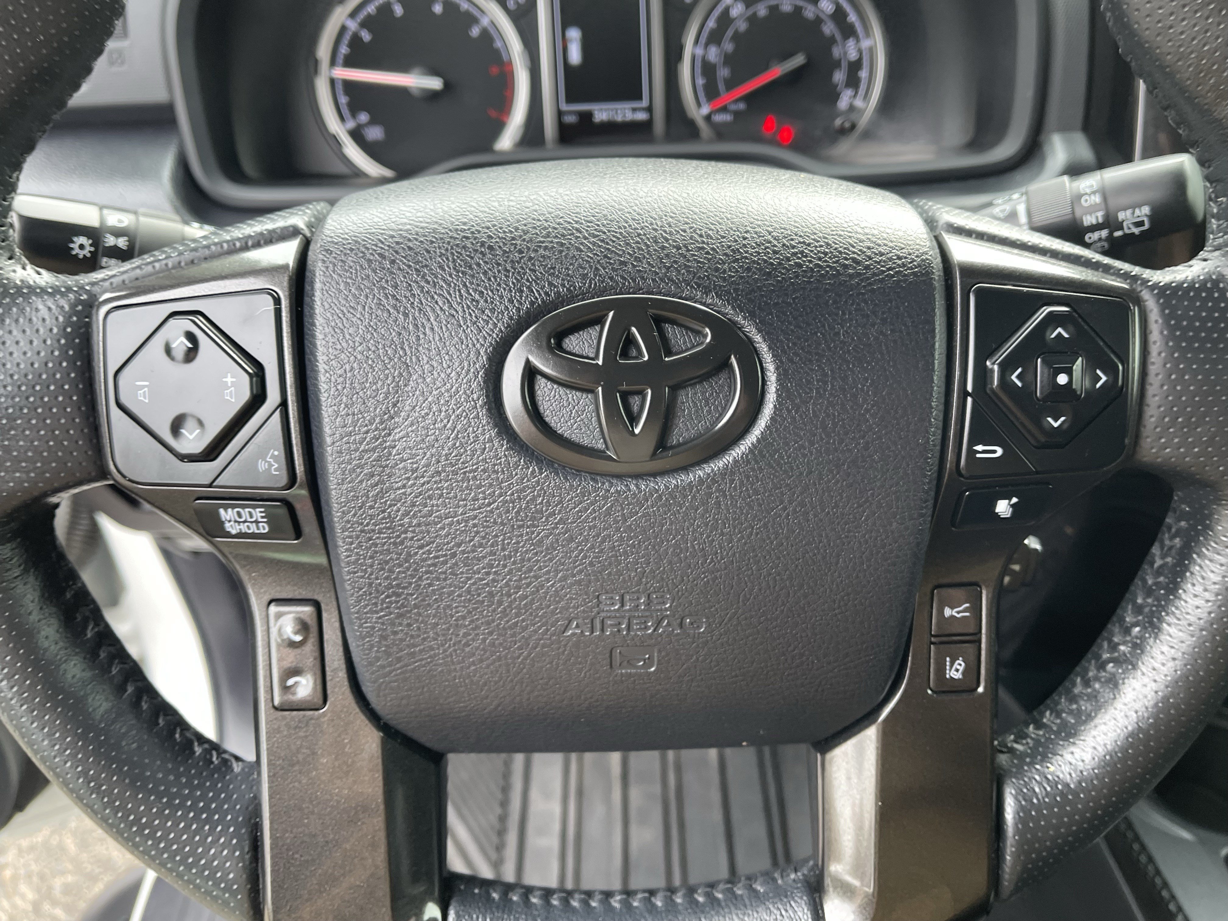 Certified 2023 Toyota 4Runner TRD Off-Road Premium AWD/4WD image 22