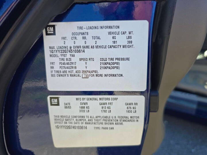 Used 2004 Chevrolet Corvette Coupe w/ Preferred Equipment Group image 29