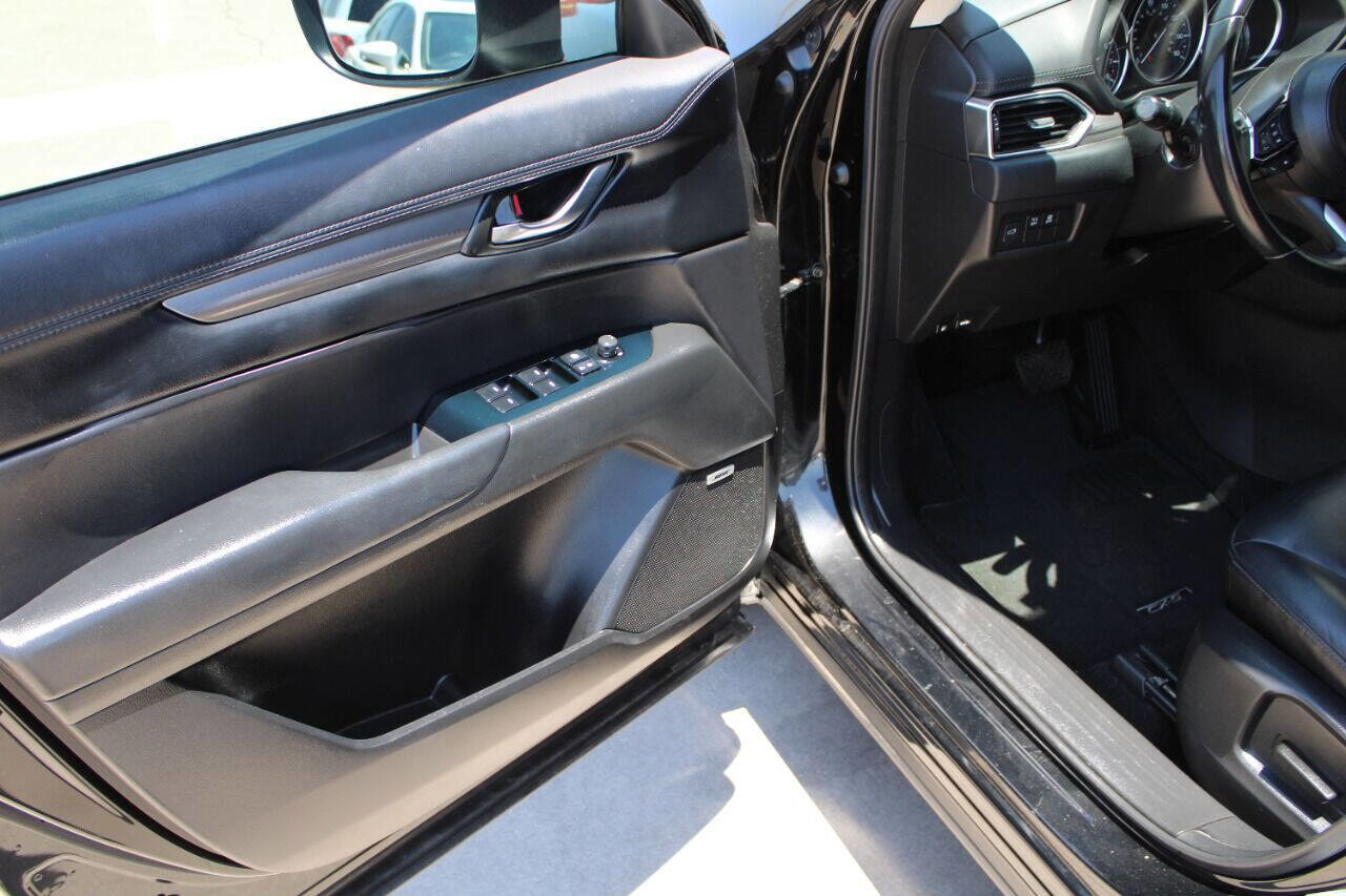 Used 2018 MAZDA CX-5 Touring w/ Preferred Equipment Package image 9