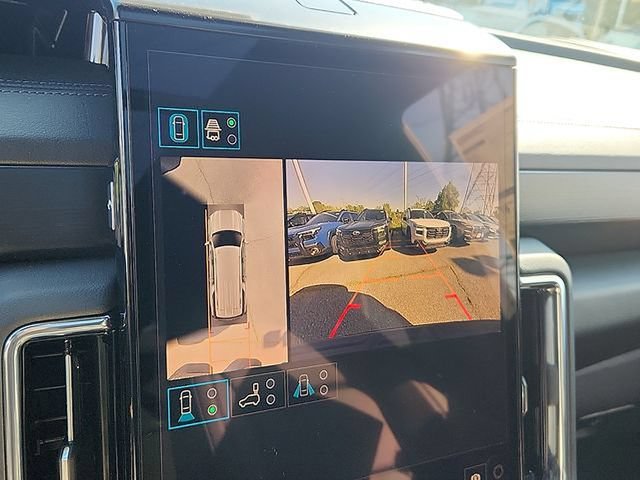New 2026 GMC Yukon XL Denali w/ Sun & Power Step Package AWD/4WD image 14