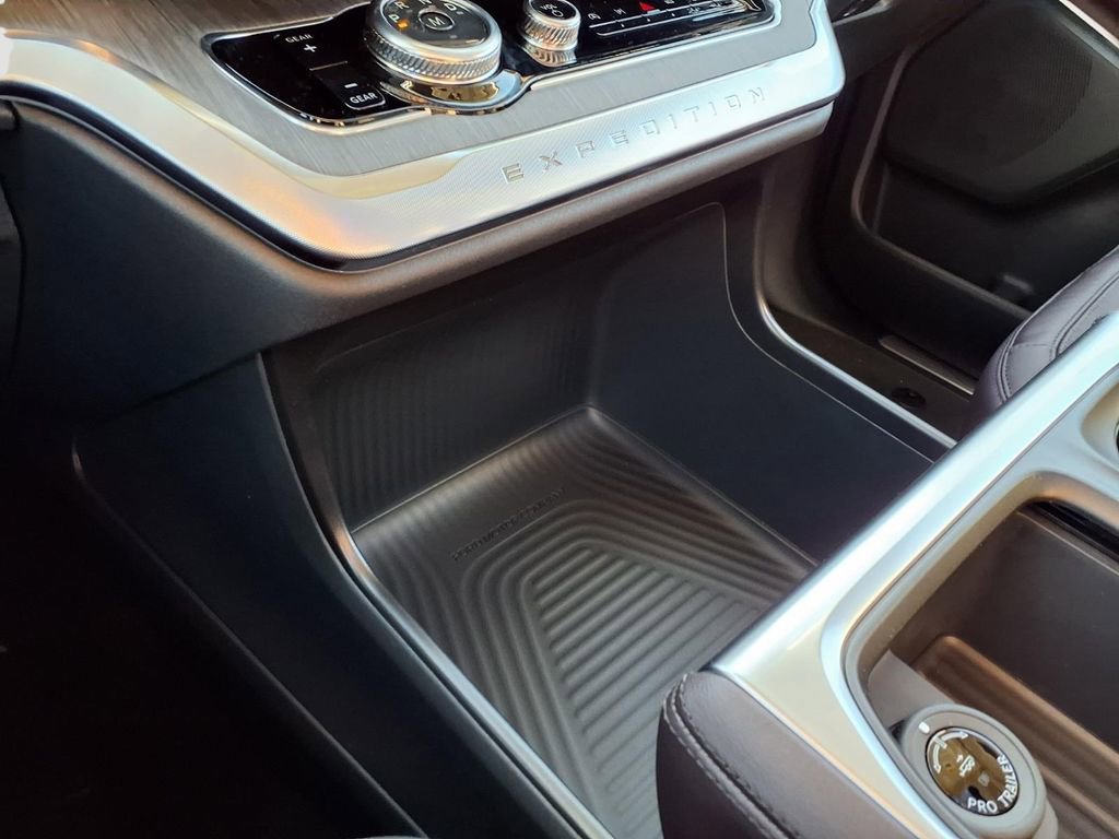 New 2026 Ford Expedition Max Platinum w/ Platinum Ultimate Package image 22