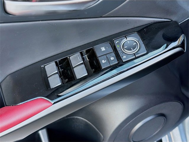 Used 2025 Lexus IS 350 F Sport image 21