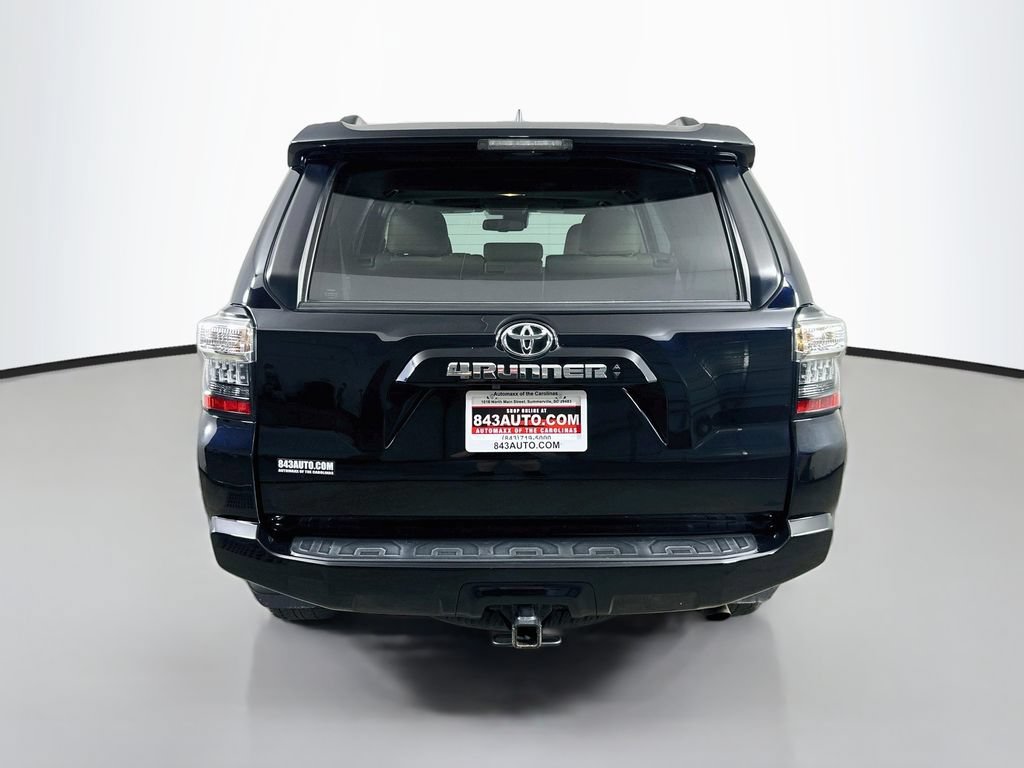 Used 2022 Toyota 4Runner SR5 Premium w/ Moonroof Package AWD/4WD image 6