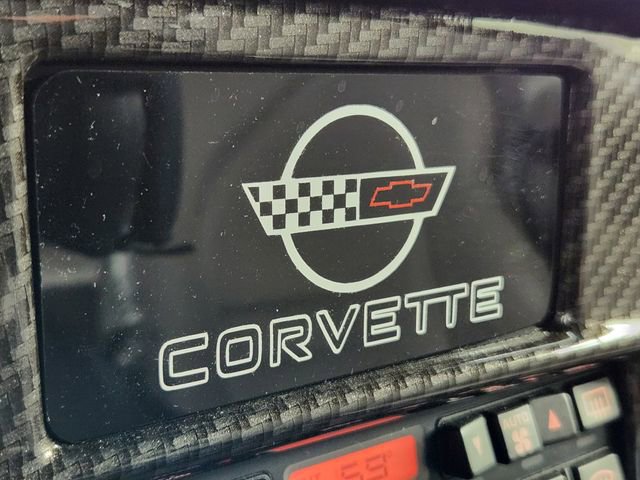 Used 1996 Chevrolet Corvette Coupe image 22
