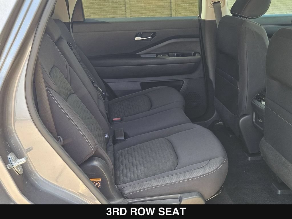 Used 2022 Nissan Pathfinder SV FWD image 29