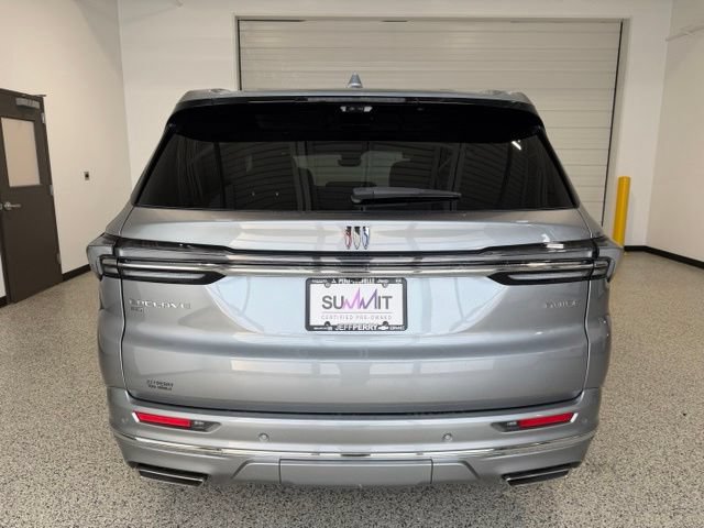 Used 2026 Buick Enclave Avenir w/ Super Cruise Package AWD/4WD image 4