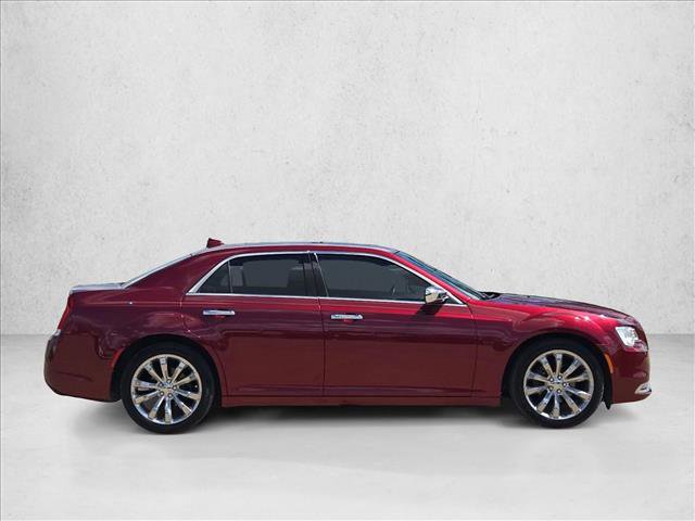 Used 2019 Chrysler 300 Limited w/ Light Group image 4