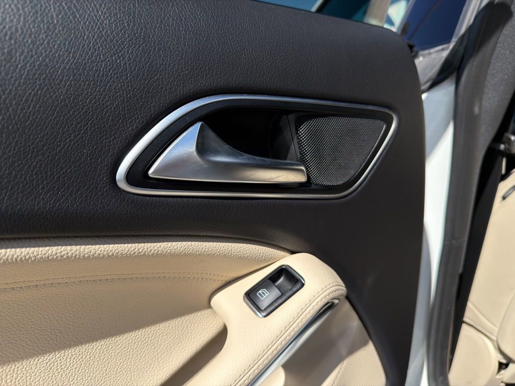 Used 2019 Mercedes-Benz CLA 250 image 42