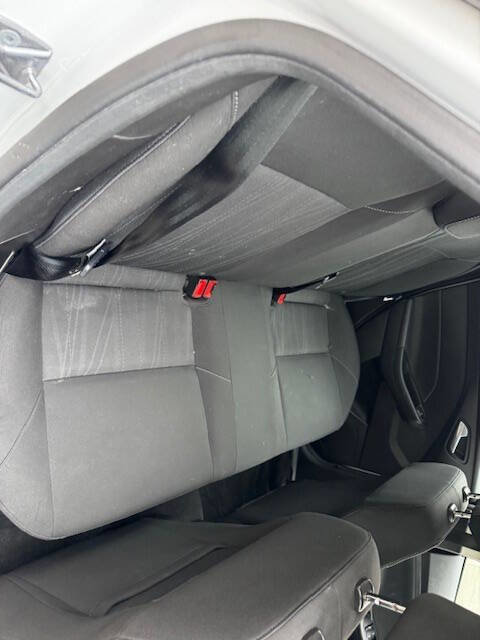 Used 2018 Ford Focus SE w/ SE Appearance Package image 15