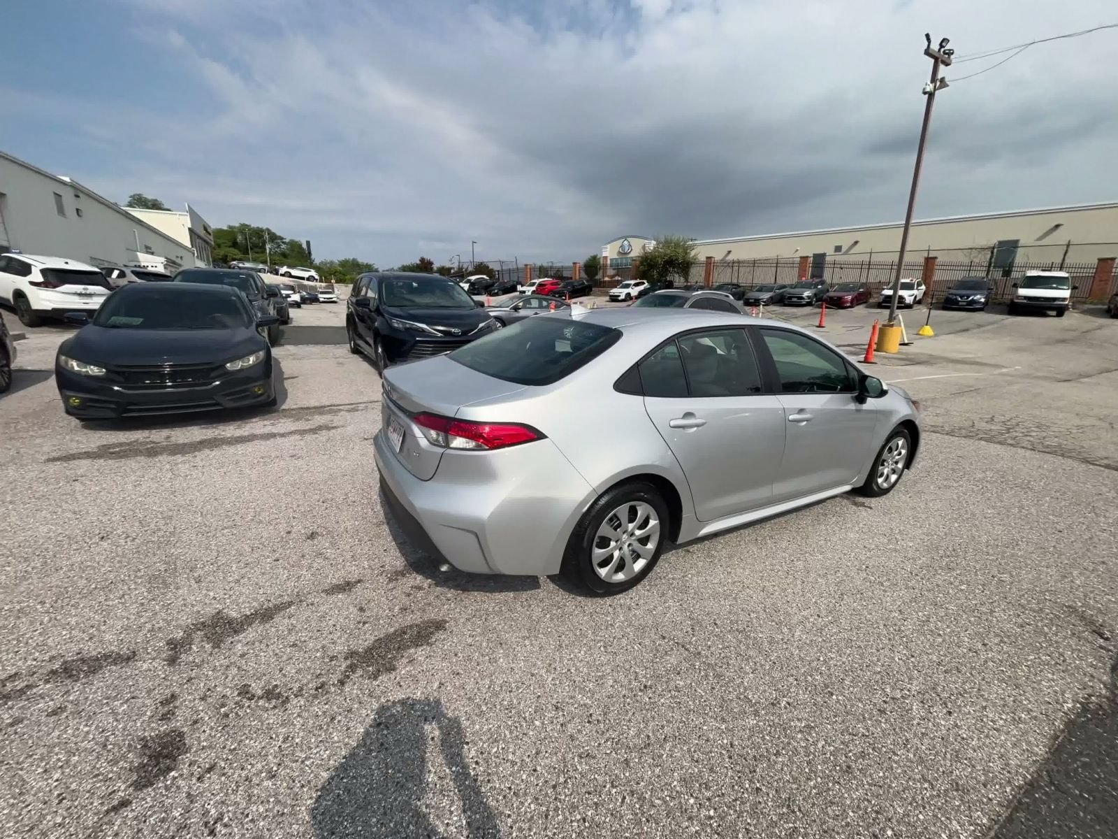 Used 2025 Toyota Corolla LE FWD image 13