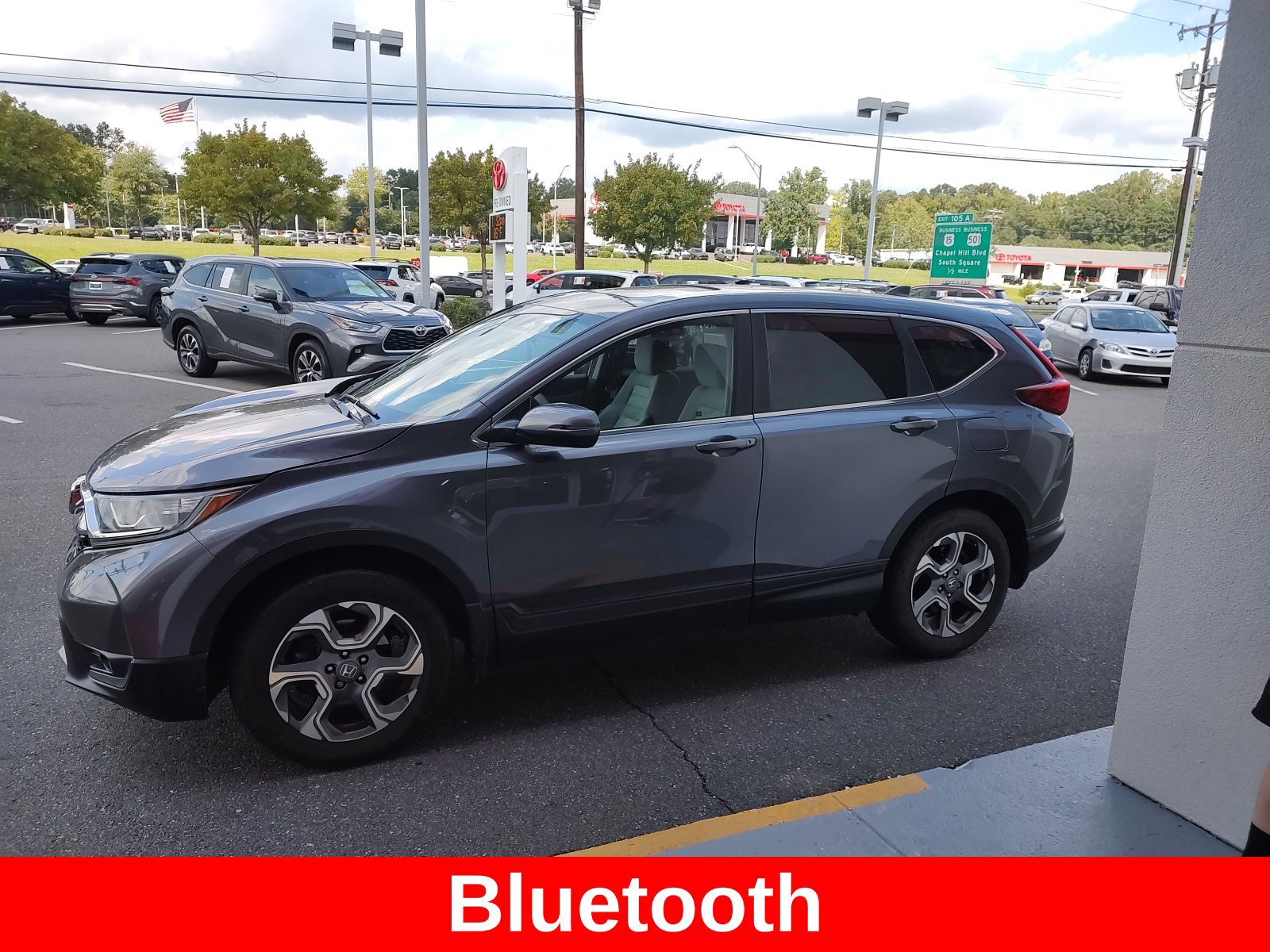 Used 2017 Honda CR-V EX image 4