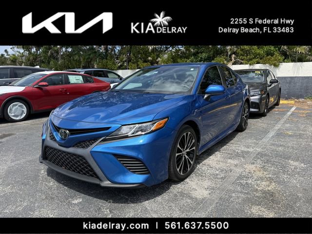 Used 2019 Toyota Camry SE FWD image 4