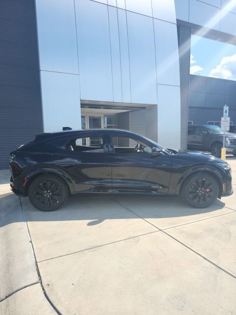 New 2025 Ford Mustang Mach-E Premium image 9