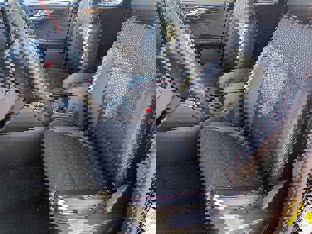 New 2026 Ford Escape ST-Line w/ Tech Pack #1 image 16