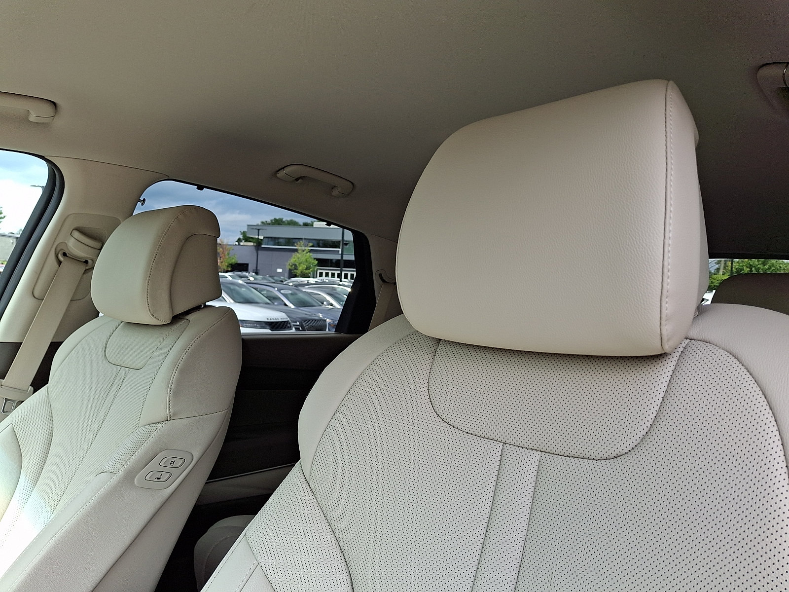 Certified 2024 Genesis GV80 2.5T AWD/4WD image 14
