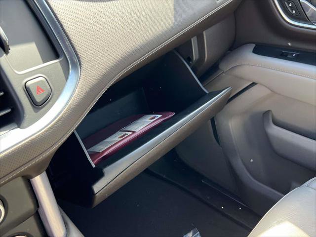 Used 2021 GMC Yukon SLT w/ SLT Luxury Plus Package image 37