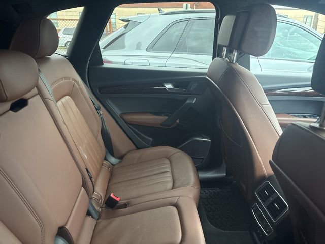 Used 2019 Audi Q5 2.0T Premium Plus w/ Premium Plus Package image 9